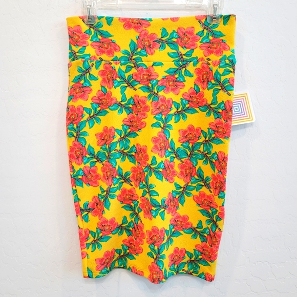 NWT LulaRoe Cassie Floral Pencil Skirt Size Small - Picture 1 of 10